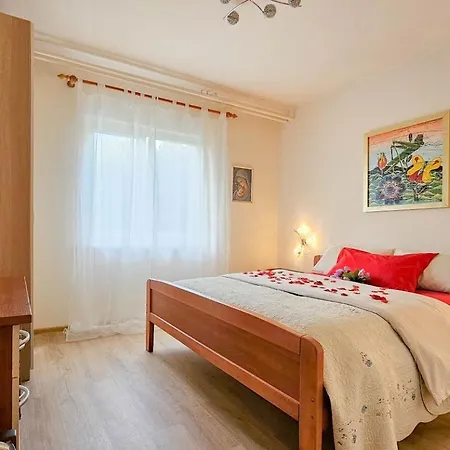 Romana 2 * Novigrad Istria